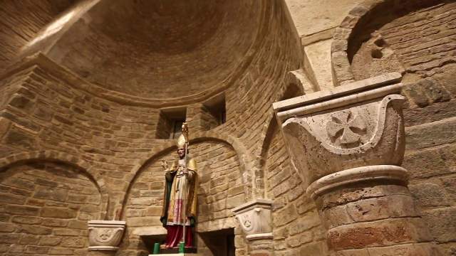 Interno della chiesa di San Paolino, Falerone (foto di Ginaluca Moscoloni